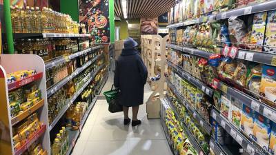 В Магнитогорске пенсионерку оставили без продуктов