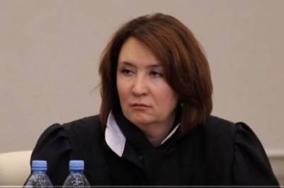 Краснодарский краевой суд уволил лишённую судейского статуса Хахалеву
