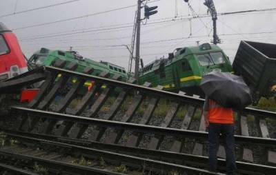 В МВД подтвердили данные о пострадавшем при столкновении поездов в Петербурге