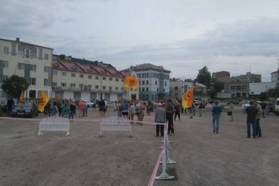 В Сортавала начался митинг за прямые выборы мэра