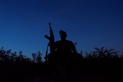 Война на Донбассе: несмотря на перемирие боевики вновь обстреляли позиции ВСУ