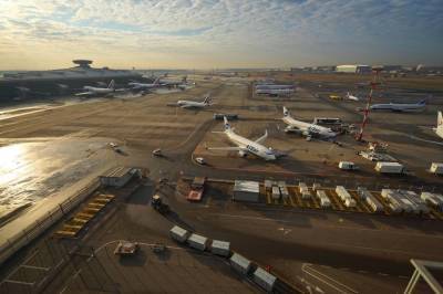 Аэропорт Внуково возобновит перелеты в Турцию и Великобританию в августе