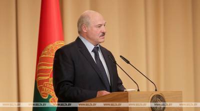 Лукашенко: первейший и наиважнейший вопрос - сохранить страну
