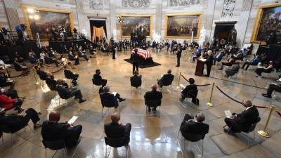 В Вашингтоне продолжается прощание с конгрессменом Джоном Льюисом