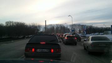 Кемеровские водители встали в пробке на ФПК