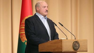 Лукашенко заявил о второстепенности выборов для него