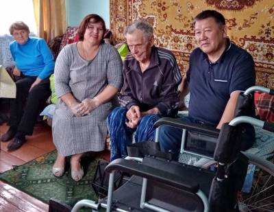 Неравнодушные россияне помогли 97-летнему ветерану из Бурятии приобрести кресло-коляску