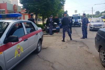 Сотрудник Росгвардии найден мертвым в автомобиле в Ингушетии