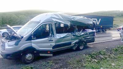 ДТП с фурой и маршруткой в Башкирии — погибли две пассажирки автобуса