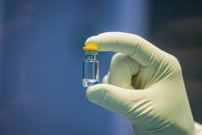 Названа возможная стоимость американской вакцины от коронавируса