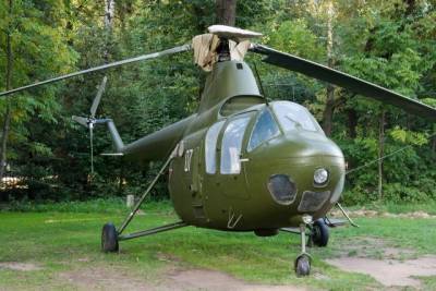 Вертолёт-памятник Ми-1 вернут обратно в аэропорт Хабаровска
