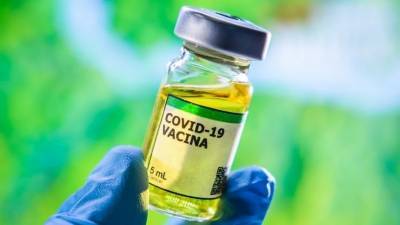 Сколько стоит здоровье: в США назвали примерные цены на вакцину от COVID-19