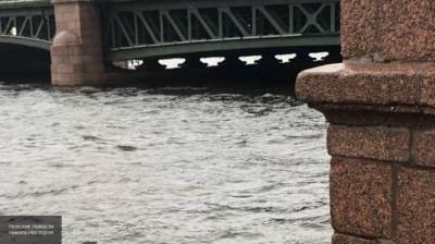 Тело молодого мужчины нашли на заброшенном мосту в Кемерово