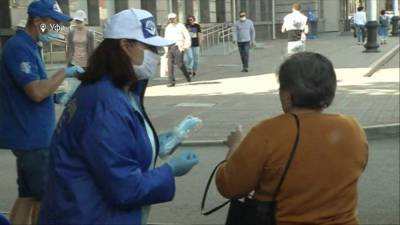 В Уфе с начала пандемии волонтеры раздали более 15 тыс масок