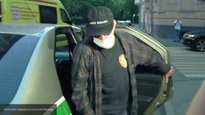 Ефремов прибыл на закрытое заседание в Пресненский суд