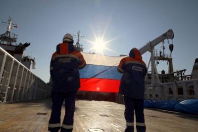 «Газпром» перевел флот «Северного потока — 2» на «антисанкционный поводок»