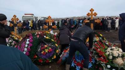 В ЗакСе ответили на иск петербургских похоронщиков к Смольному