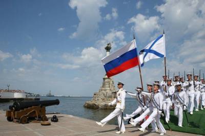 Россия вернула Украине ноту протеста по поводу парада в Крыму без рассмотрения