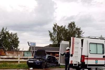 Резкое торможение стало причиной ДТП с пострадавшим в Неёлово