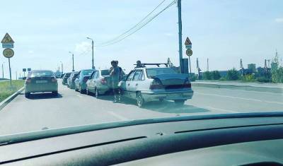 Сразу пять машин попали в ДТП на улице Профсоюзной в Тюмени