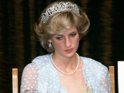 39 лет со дня свадьбы принцессы Дианы и принца Чарльза: почему их свадьбу назвали одним из самых лицемерных событий