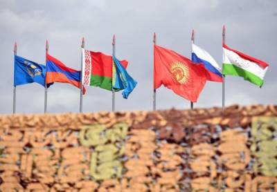 Почему Россия не встает на сторону Армении, своего союзника по ОДКБ?