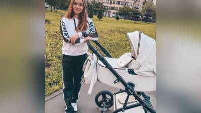 Олимпийская чемпионка Юлия Липницкая показала, как выглядит после родов