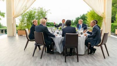 Болгарские пользователи Сети назвали G7 «прогнившей семеркой»
