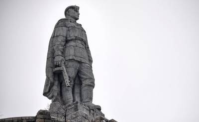 Дневник (Болгария): что случилось с противоречивыми памятниками в России и Украине