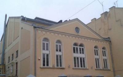 Посольство США требует расследования нападения на синагогу в Мариуполе