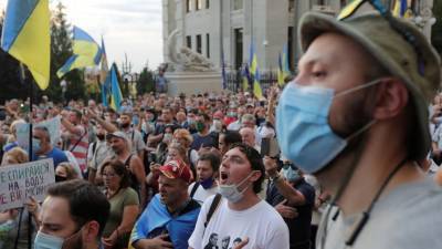 Партия Порошенко специально срывает договорённости по Донбассу
