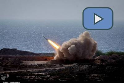 Иранские военные осуществили запуск баллистических ракет во время учений