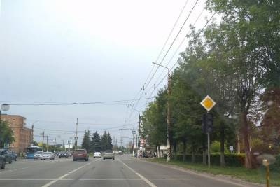 На оживленном проспекте в Твери вновь не работает светофор