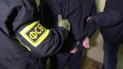 ФСБ задержала членов ИГ, готовивших убийства военных и полицейских