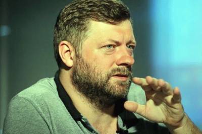 Корниенко пожаловался на критику власти со стороны телеканалов