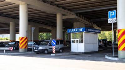 В Киеве возле метро обустроят шесть перехватывающих паркингов, - КГГА