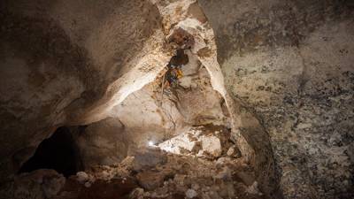 В пещере "Таврида" нашли уникальные для России минералы