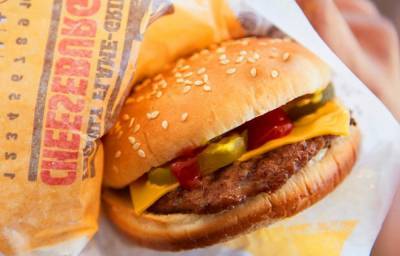 ВТБ и Burger King запустили оплату по QR-кодам через СБП