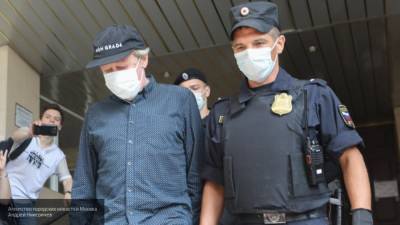 Юрист рассказал о предполагаемых причинах неявки в суд адвоката Ефремова