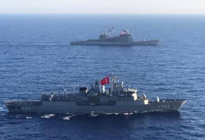 Турецкие и Американские военные провели учения в Средиземном море