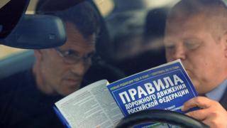 В России хотят массово ставить алкозамки на автомобили. Что не так с этой идеей