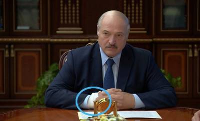 На совещании Совбеза Лукашенко появился с катетером в руке