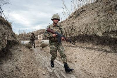Азербайджан сообщил об уничтожении беспилотника на границе с Арменией. Ереван опровергает информацию