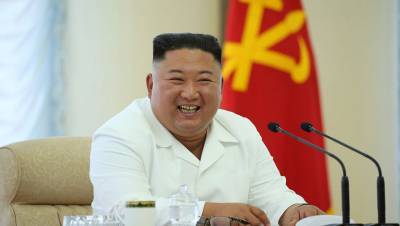 Ким Чен Ын заявил, что коронавирус не проник в КНДР благодаря усилиям партии