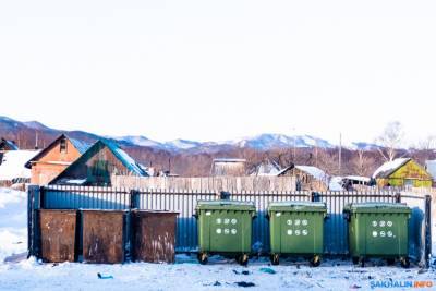 В Холмске за 16 миллионов купят 650 мусорных баков из высокомолекулярной пластмассы
