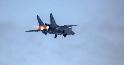 Продавшего МиГ-31 по 156 рублей чиновника задержали спустя 9 лет
