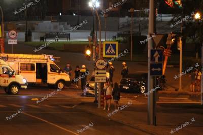Ночью в центре Кемерова произошло серьёзное ДТП