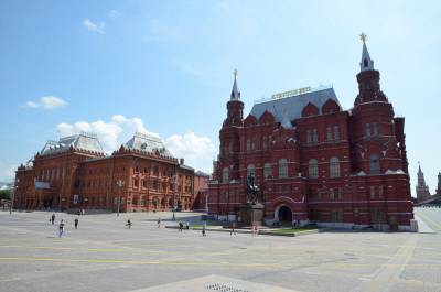 Музеи Московского Кремля подготовили к открытию
