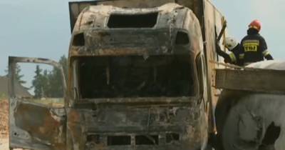 В Польше бензовоз и фура сгорели дотла после столкновения с пассажирским автобусом