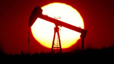 Мировые цены на нефть вновь снижаются